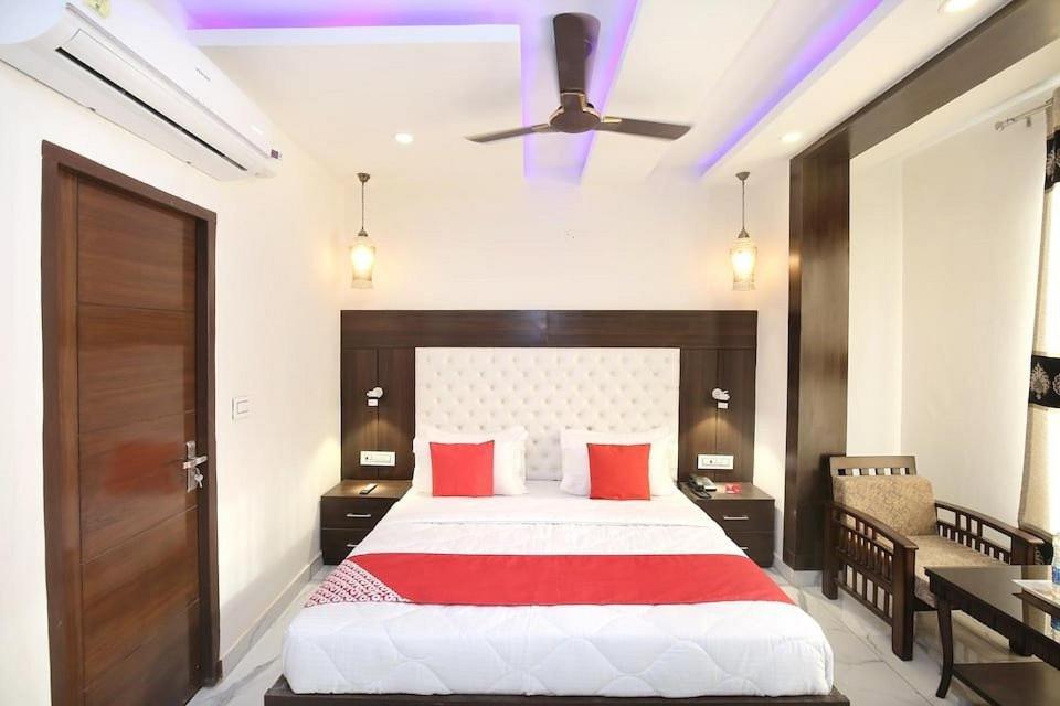 Hotel Ska Чандигарх Экстерьер фото